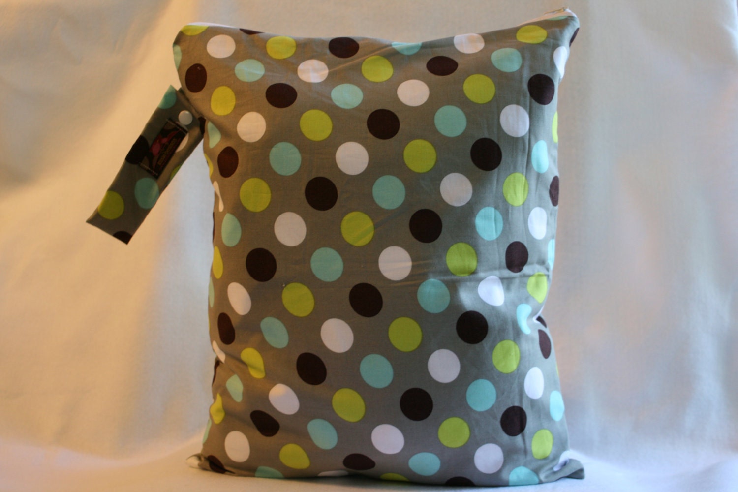 XLarge Waterproof Wet Bag- 14 x 17-With Snap Handle and Zipper- Gray Dot
