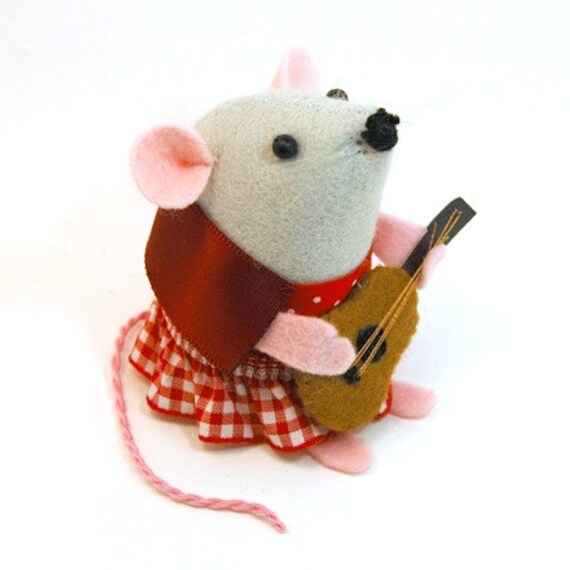 Guitarist Mouse guitar ornament felt rat hamster mice cute gift for animal lover or collector - Lizzy