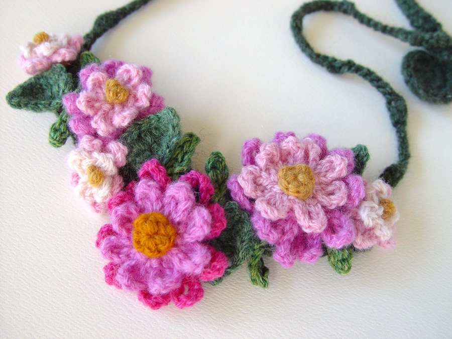 Crochet Necklace Pink Flowers