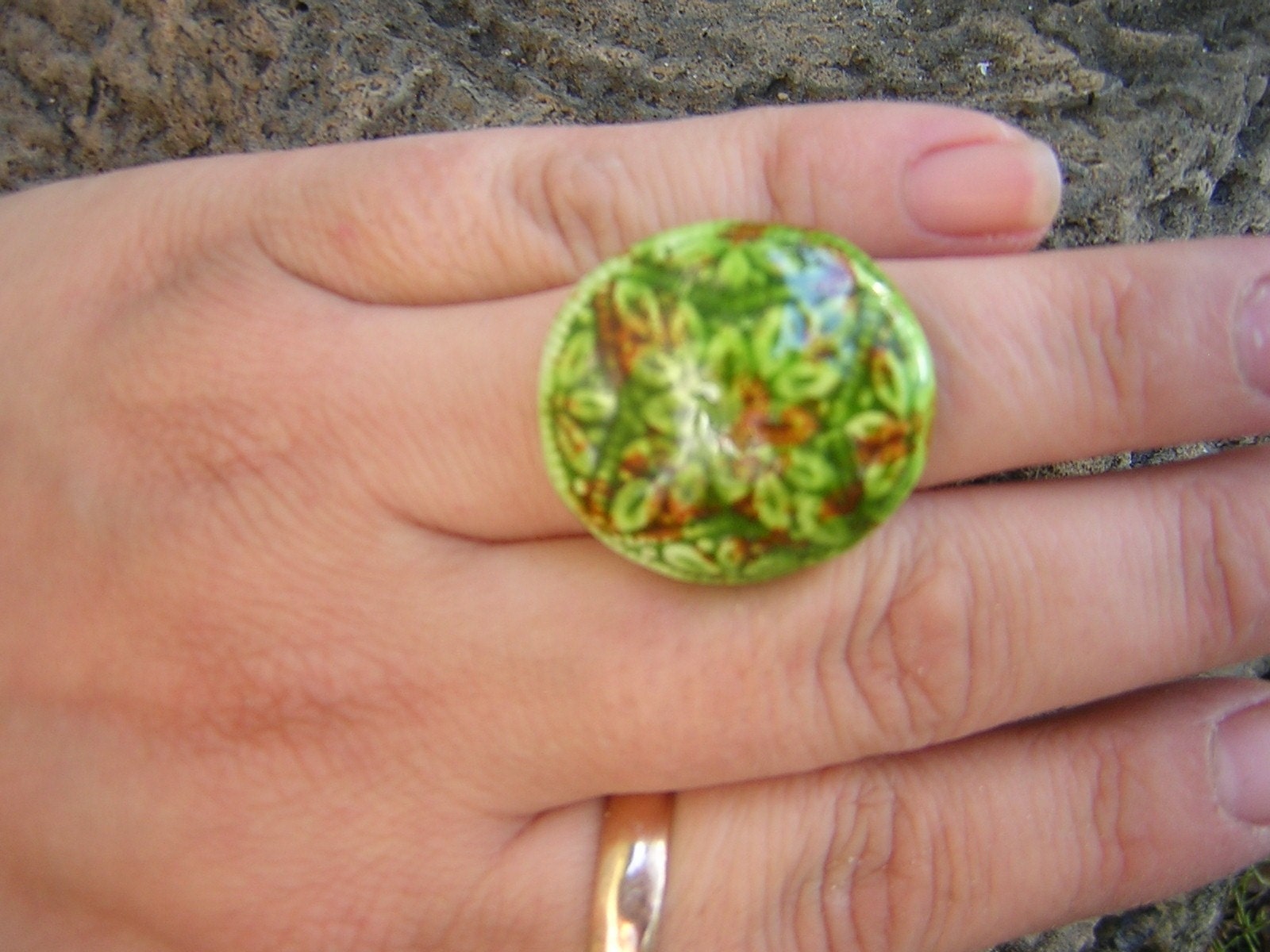 Stoneware Adjustable Ring