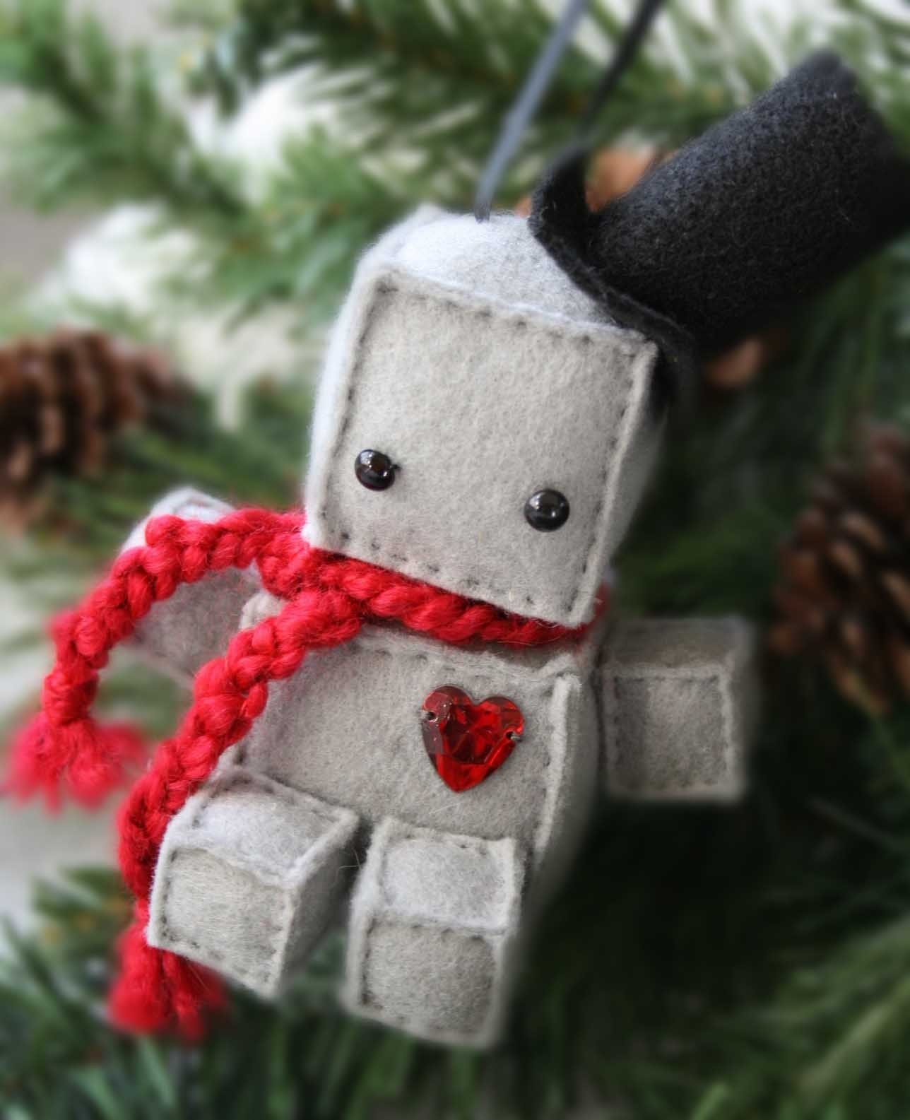 Itty Bitty Snow-bot