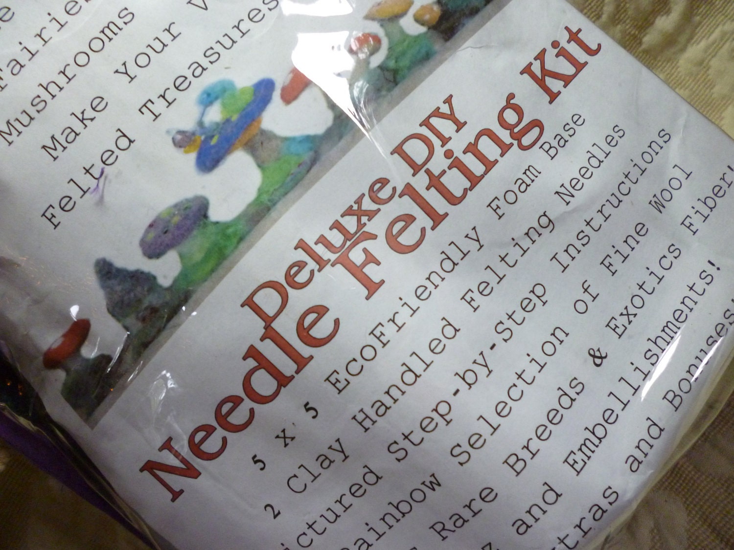 Deluxe Needle Felting Kit with Step by Step Instructions