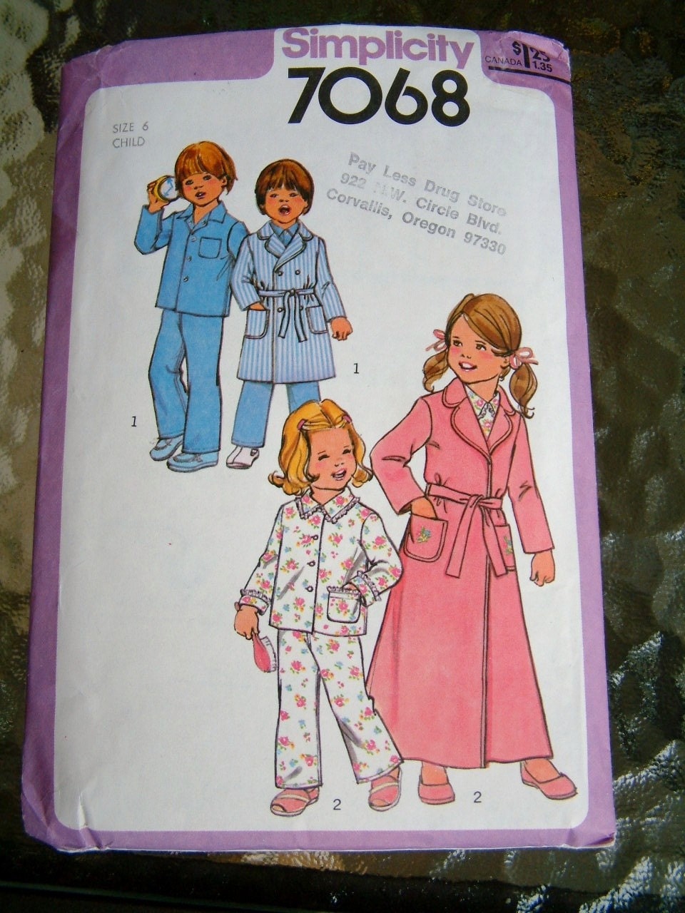 1970s Retro Child Size 6 Robe and PJs Pattern for Boy or Girl