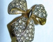 Vintage 1940's Costume Jewelry Rhinestones Bow Pin, Brooch, Sweet Little Golden Rhinestone Bow, Ribbon retro 40's collectible antique