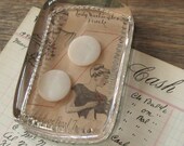Vintage Notions Paperweight - Lady Washington Pearls