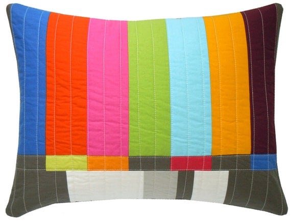 Graphic modern lumbar pillow - The Lendzion