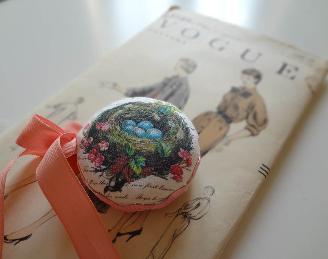Robin's Nest Retractable Tape Measure - SweetScarlett