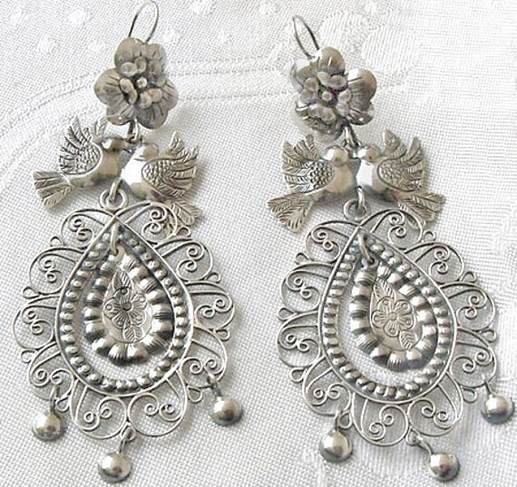 Frida Style earrings  Flower, Lovebirds and filigree