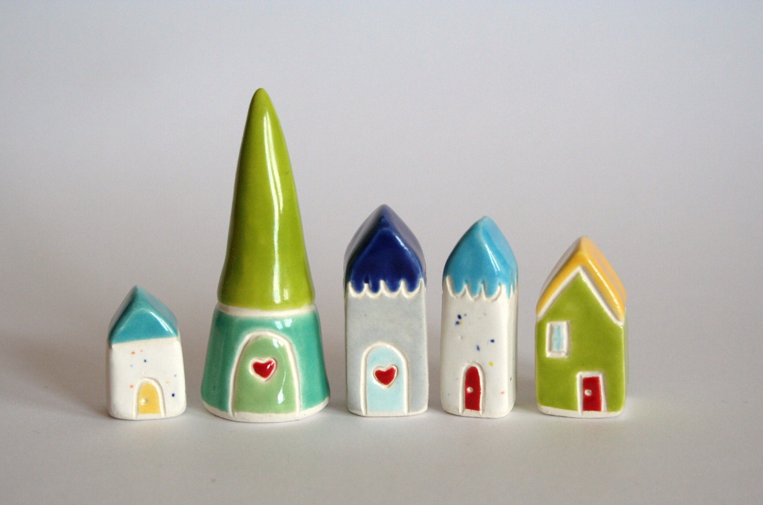 Ceramic collectible THIMBLE Fairy Gnome Tree House