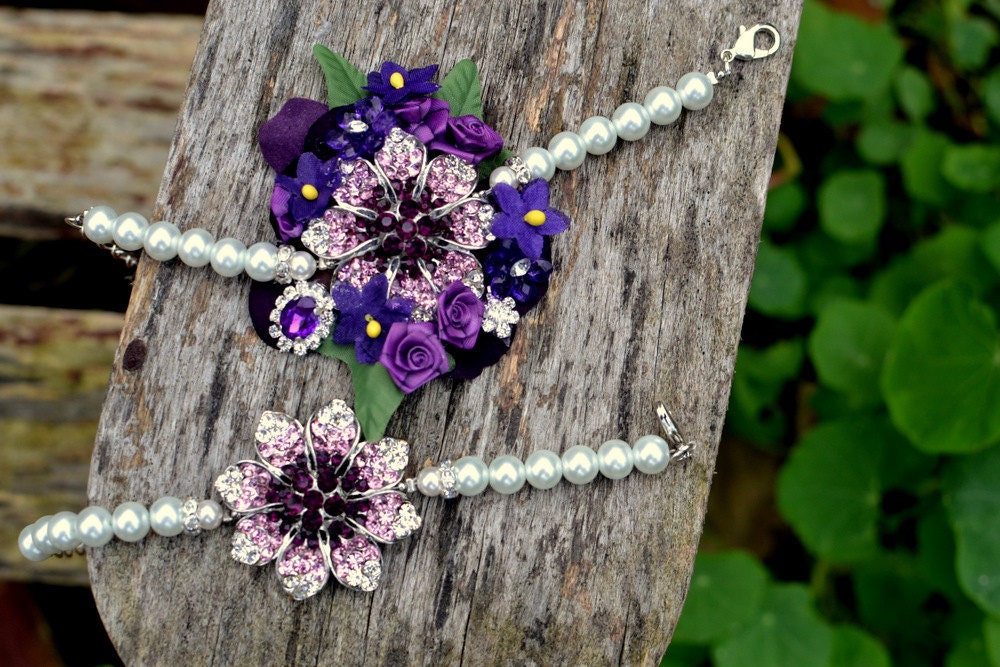 Convertible corsage bracelet -- converts from corsage to pearl bracelet