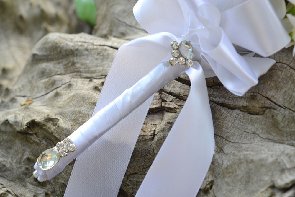 Deposit for an heirloom rich pearl brooch bouquet with ostrich feathers -- made-to-order bridal bouquet