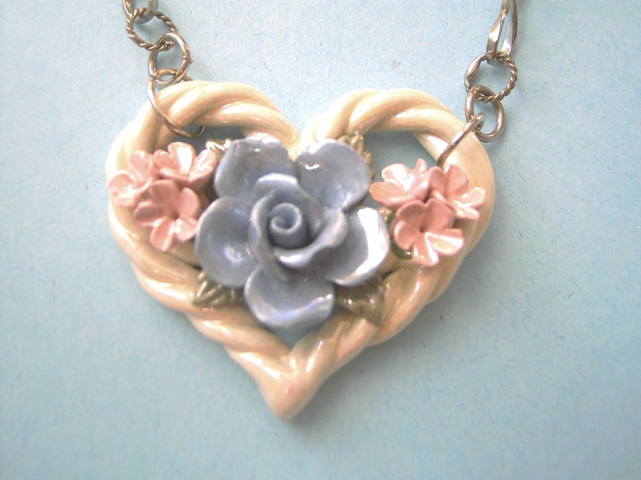 Repurposed OOAK handcrafted ceramic heart & rose necklace.