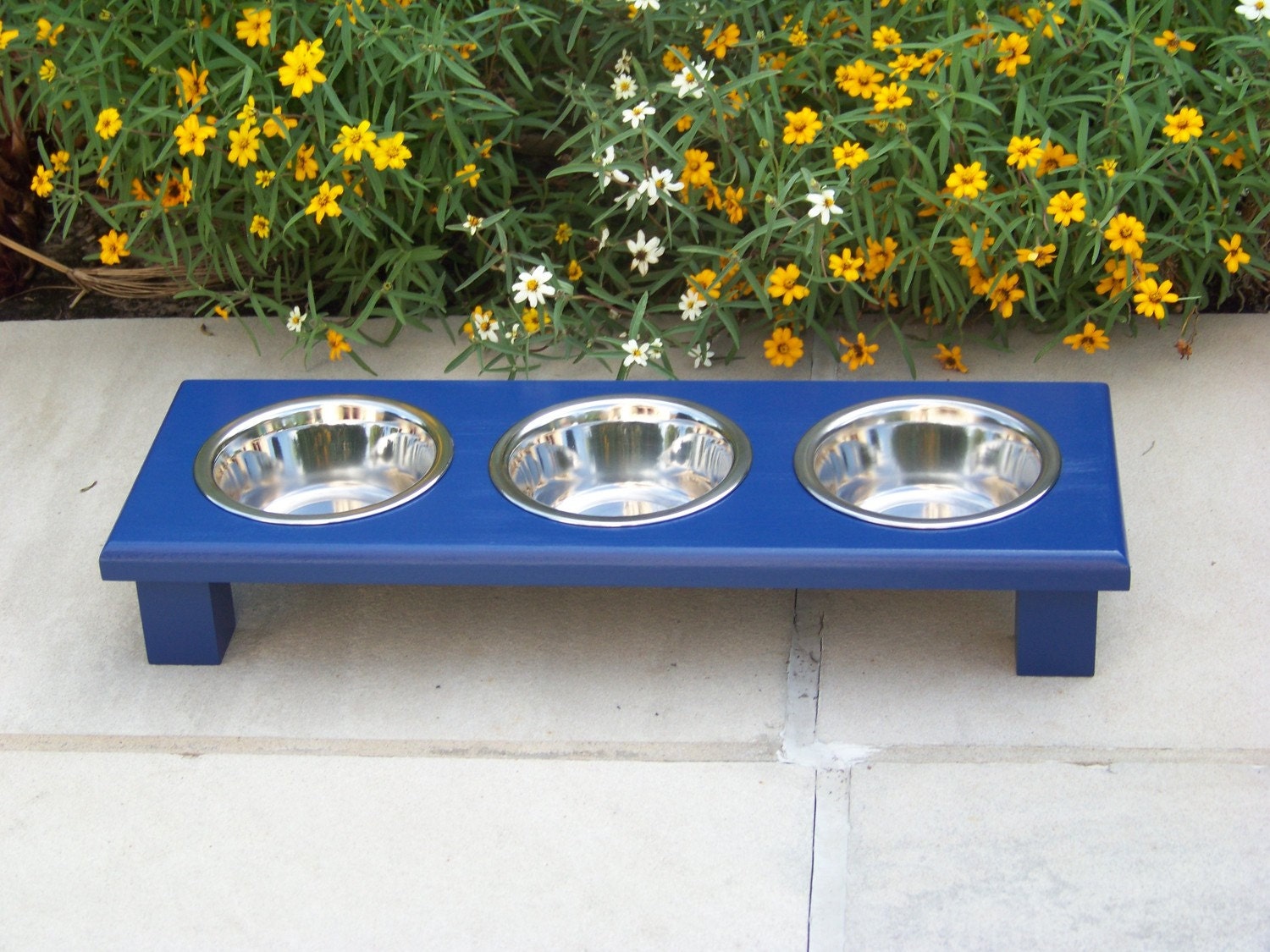 Navy Blue Elevated 3-Bowl Cat Feeder 3" Tall with 1-Pint Bowls