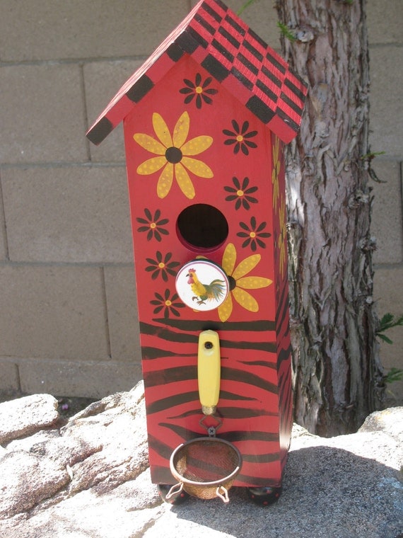 Birdhouse ... Tall Red