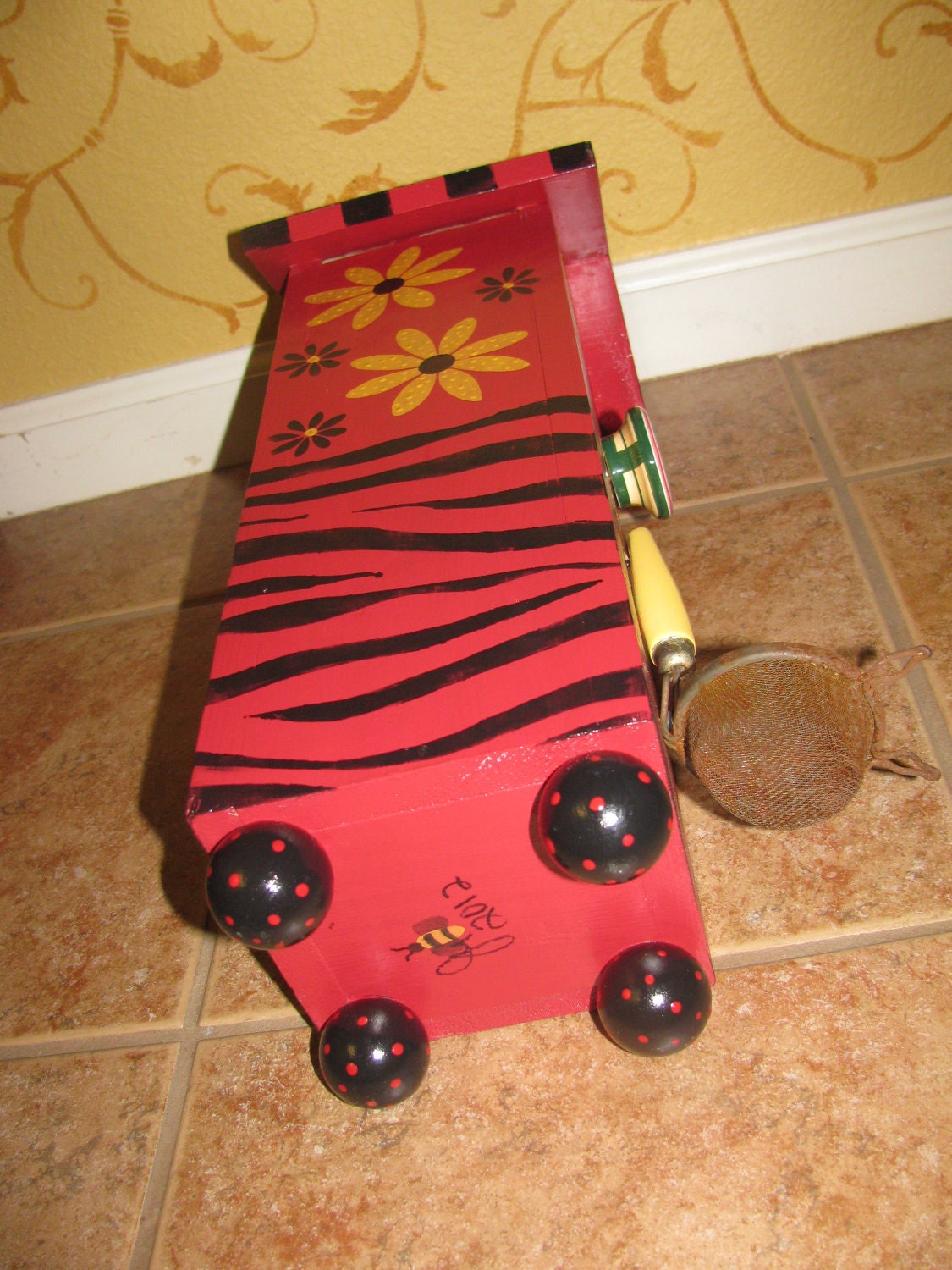 Birdhouse ... Tall Red