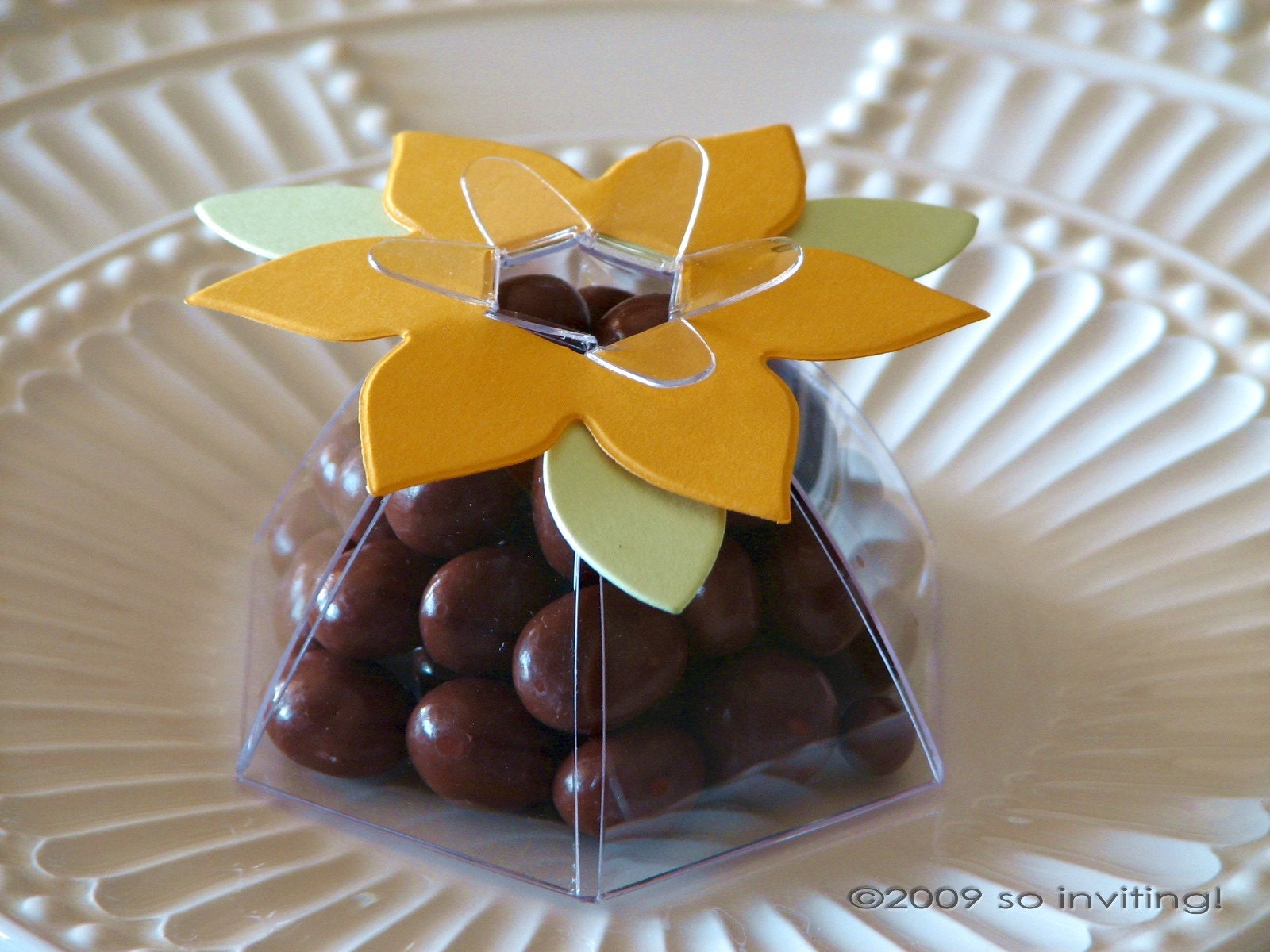 Blooming Favor Boxes in Yellow - 12