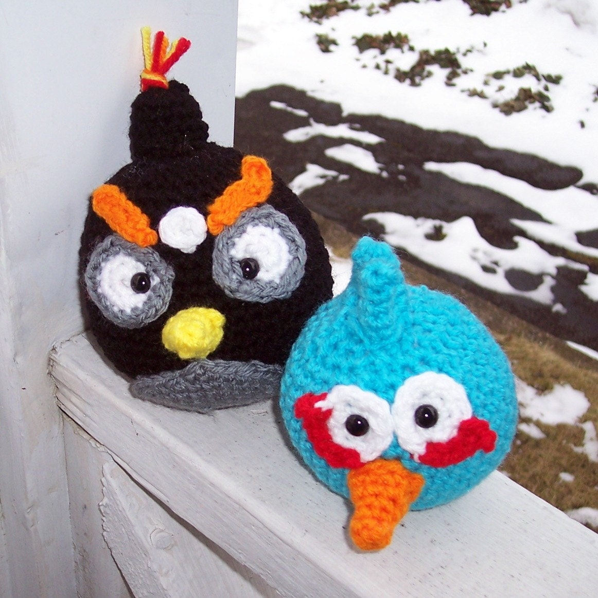 Bomb bird and Blue Bird