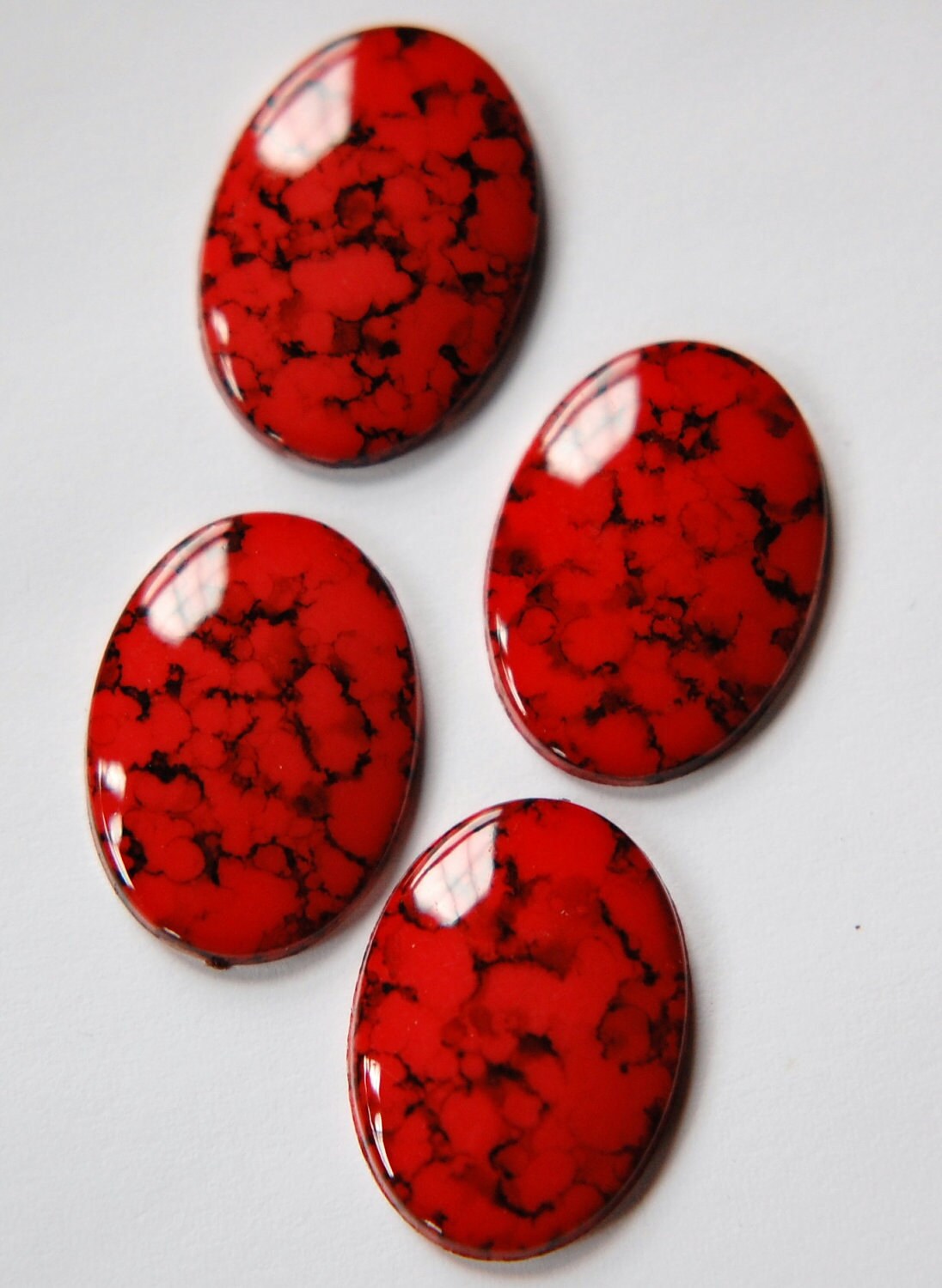 Vintage Red and Black Acrylic Low Dome Cabochon cab024G