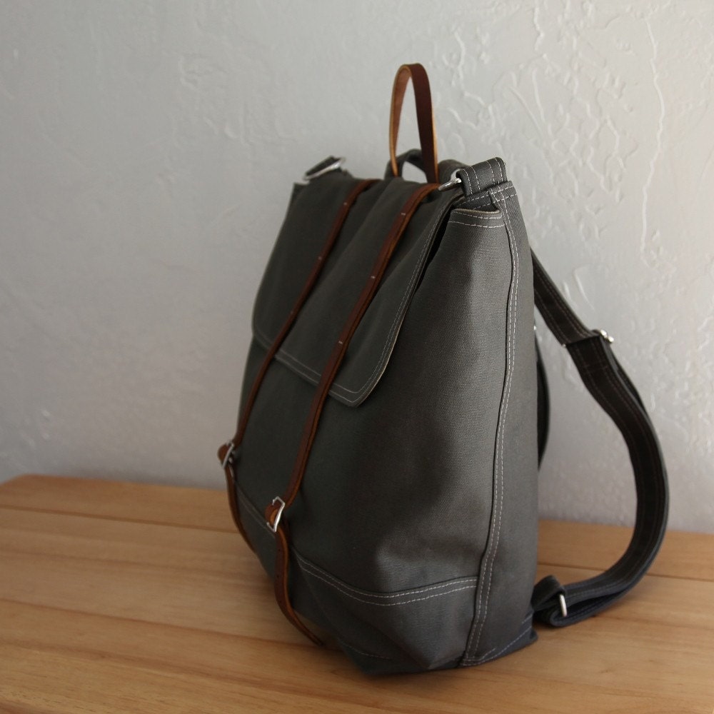 The Rucksack in Dark Olive