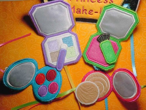 Childs Pretend felt makeup set with tote