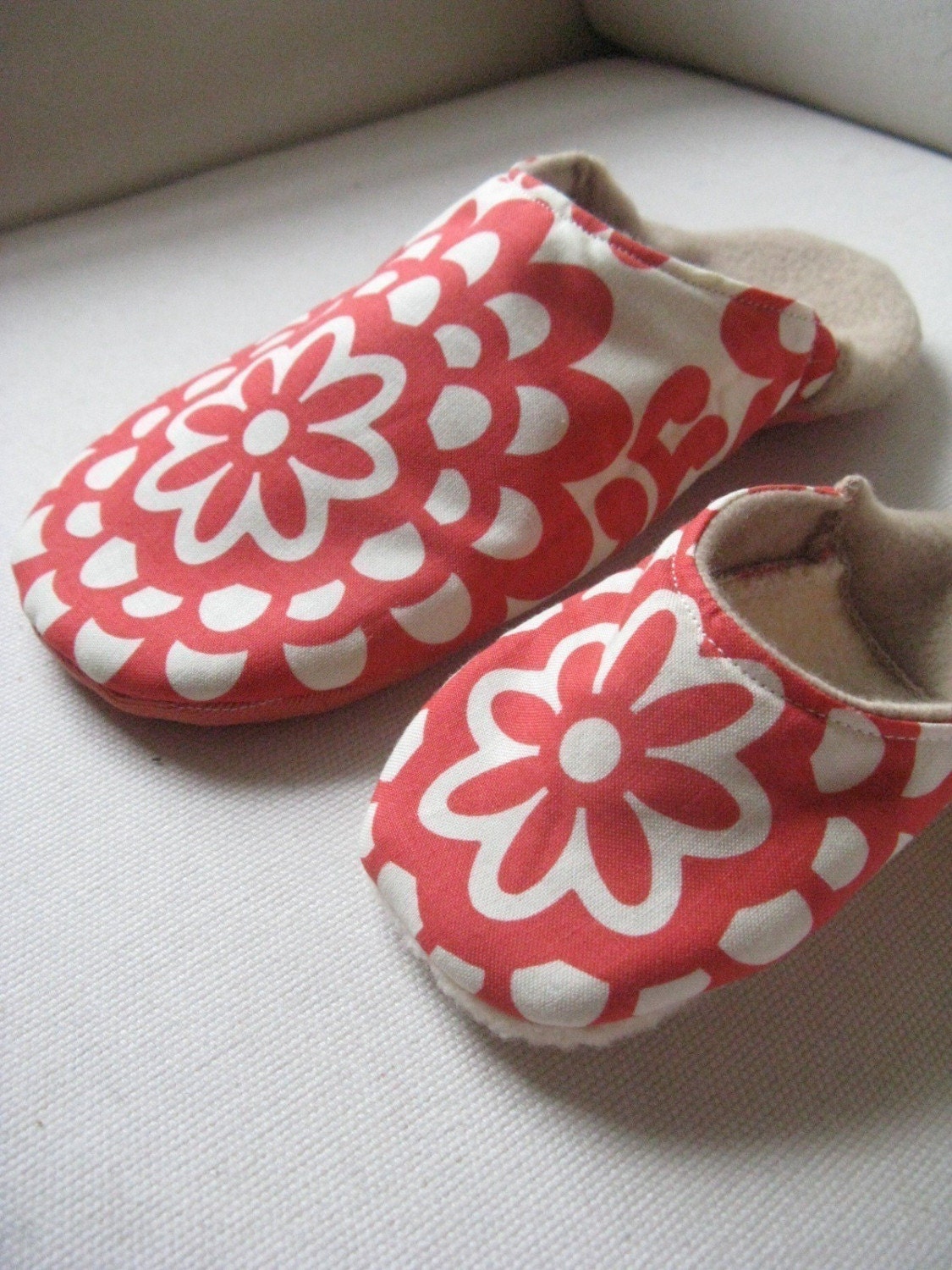 MOMMY AND ME Comfy Slippers pdf pattern - tutorial