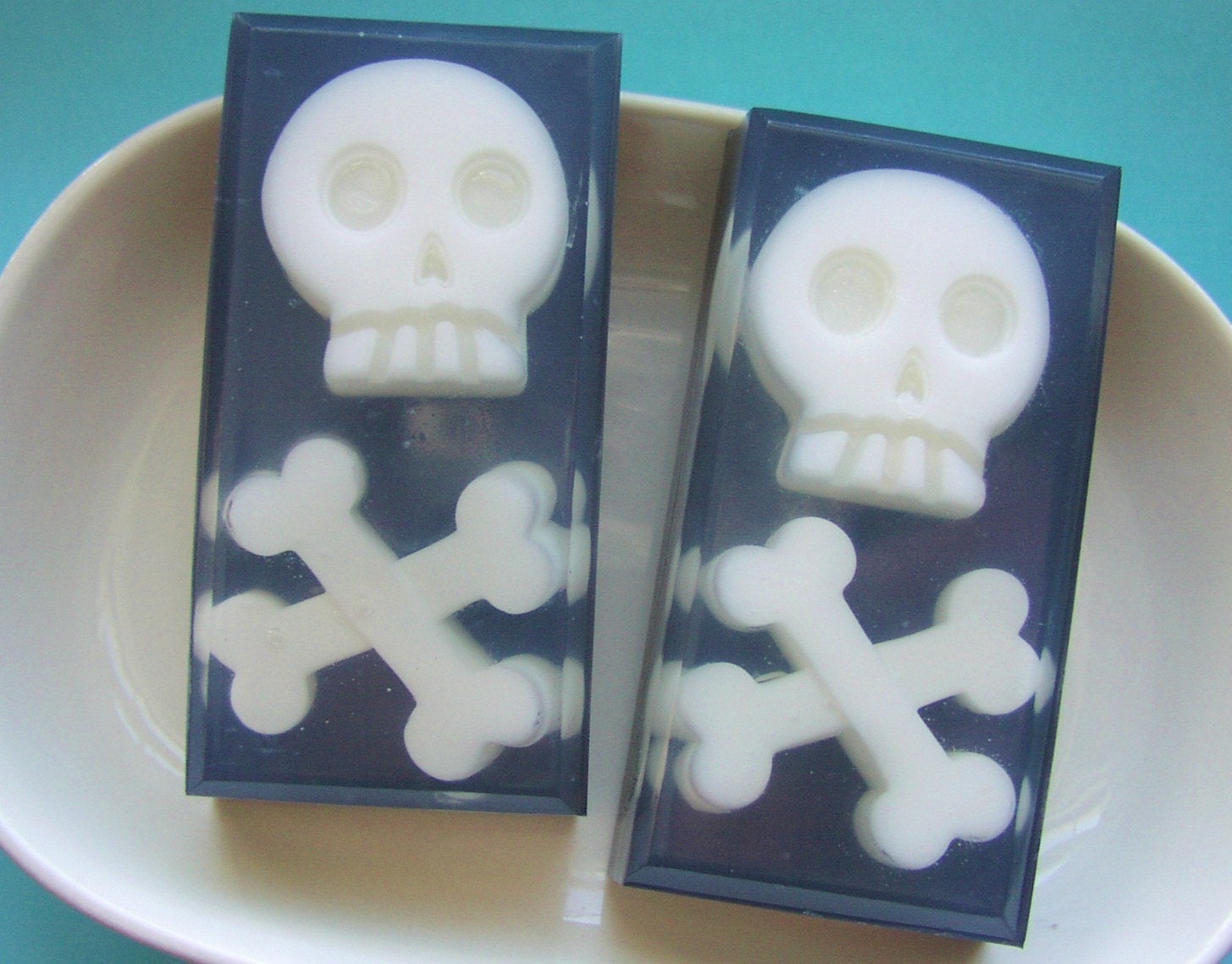 Halloween Soap  - Skull and Crossbone -  All Natural Glycerin - For the Pirates too - SunbasilgardenSoap