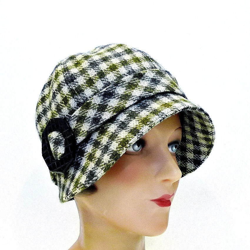 1920s Olive and Gray Wool Cloche with Bakelite Buckle