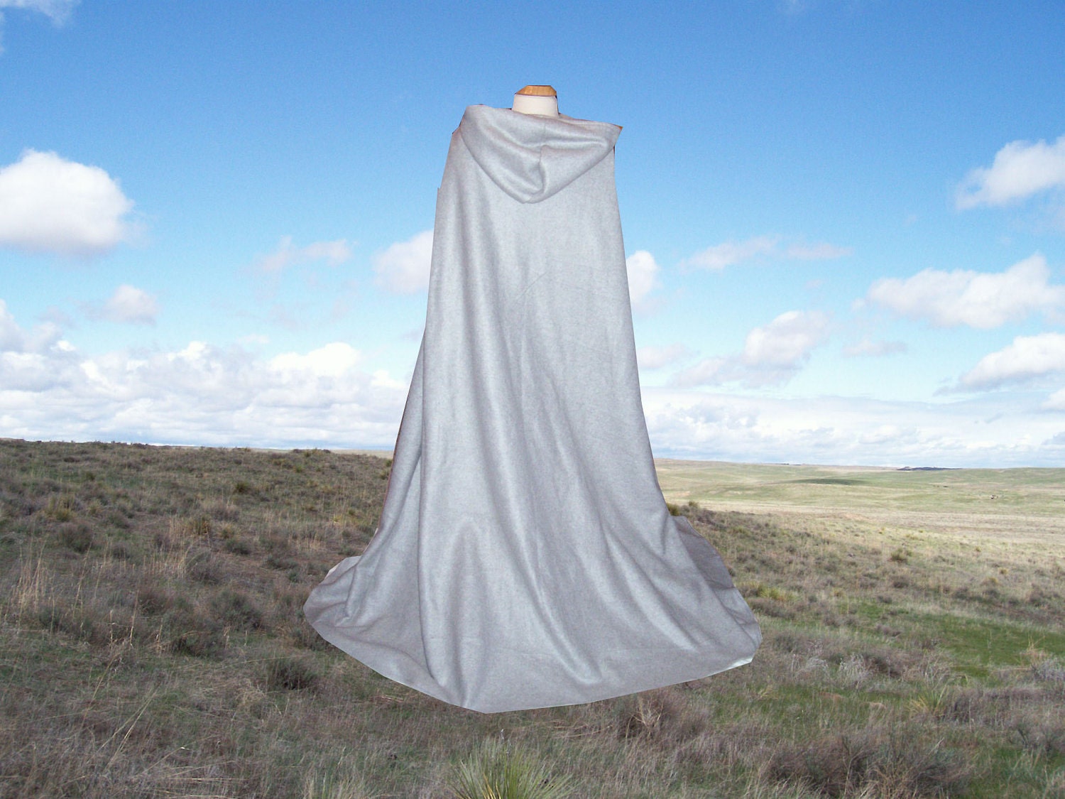 Grey Cloak Cape Hooded Medieval Wedding Renaissance Harry Potter Costume Lord of the Rings Halloween