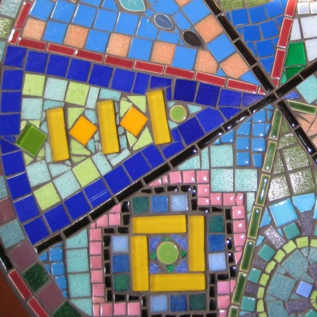 MOSAIC Beautiful Recycle/Upcycled Round End Table with wrought iron base