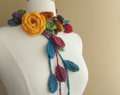 Queen Elizabeth Rose Lariat-Scarflette-Yellow