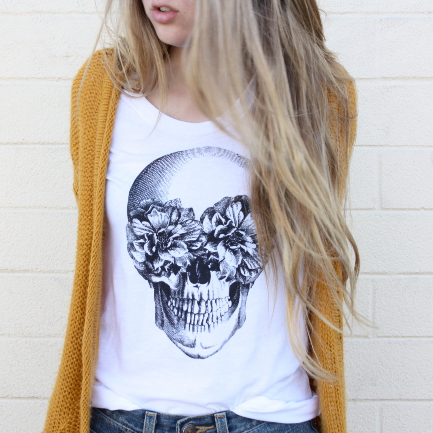 TenThings. FRIDA. skull. vintage soft cotton. t-shirt.