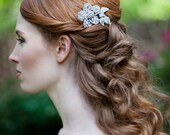Rhinestone Flower Bridal Comb Sparkling and Gorgeous