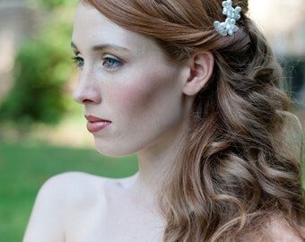 Swarovski Pearl and Crystal Flower Mini Combs Set of 2 in Ivory or White