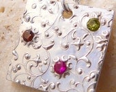 Family Stone Pendant Personalized Customized and Eco Friendly