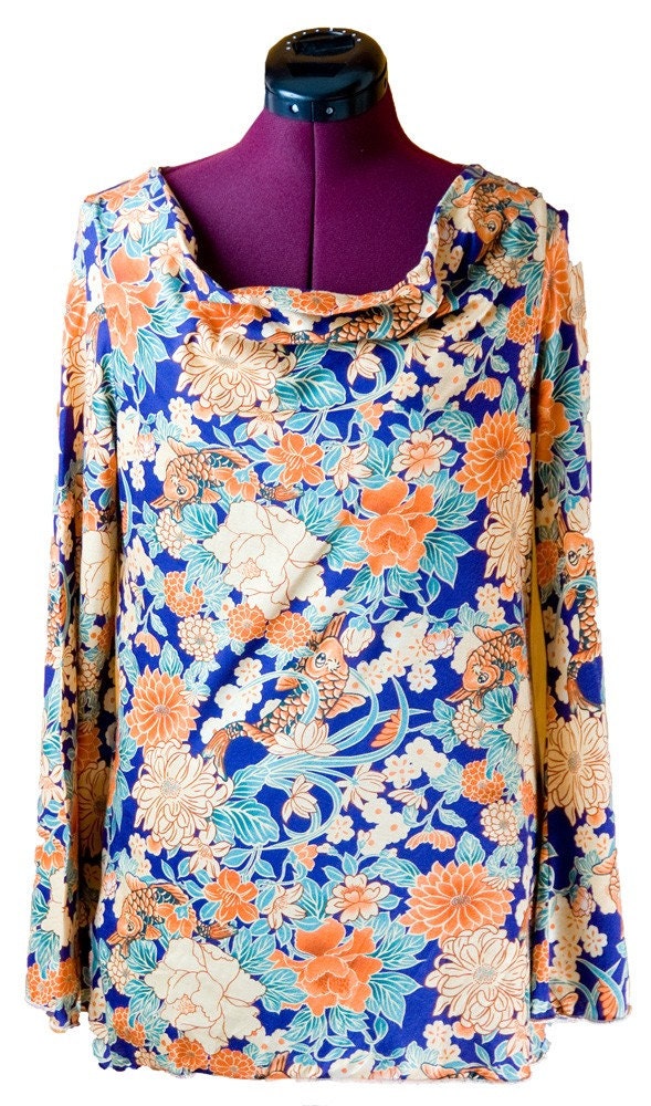 Koi Fish Top