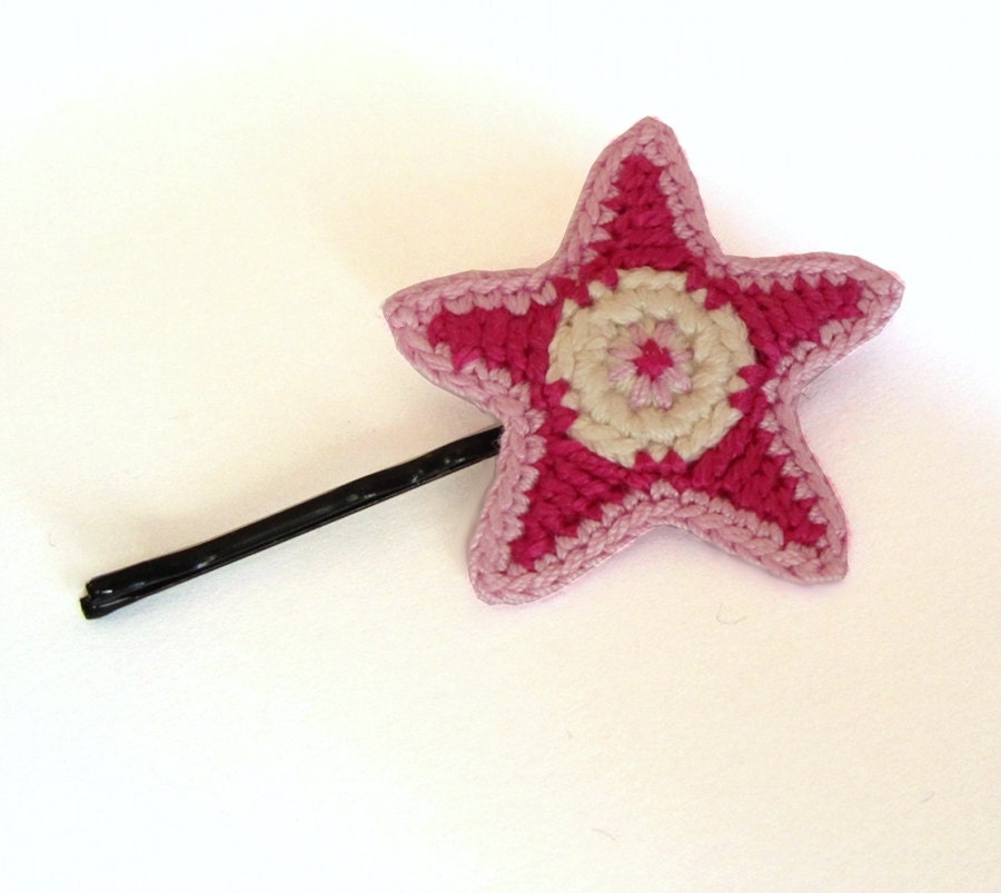 MADE to ORDER - CUSTOMIZABLE - Star bobby pin - Hair pin, star, flower, summer, sea, fiber, textile, crochet, knitted