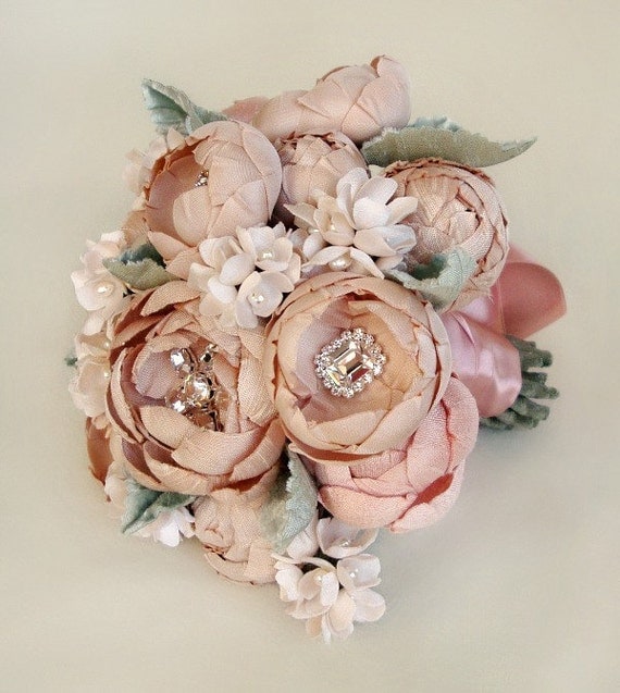 Petite Bouquet in All Blush - EmiciBridal