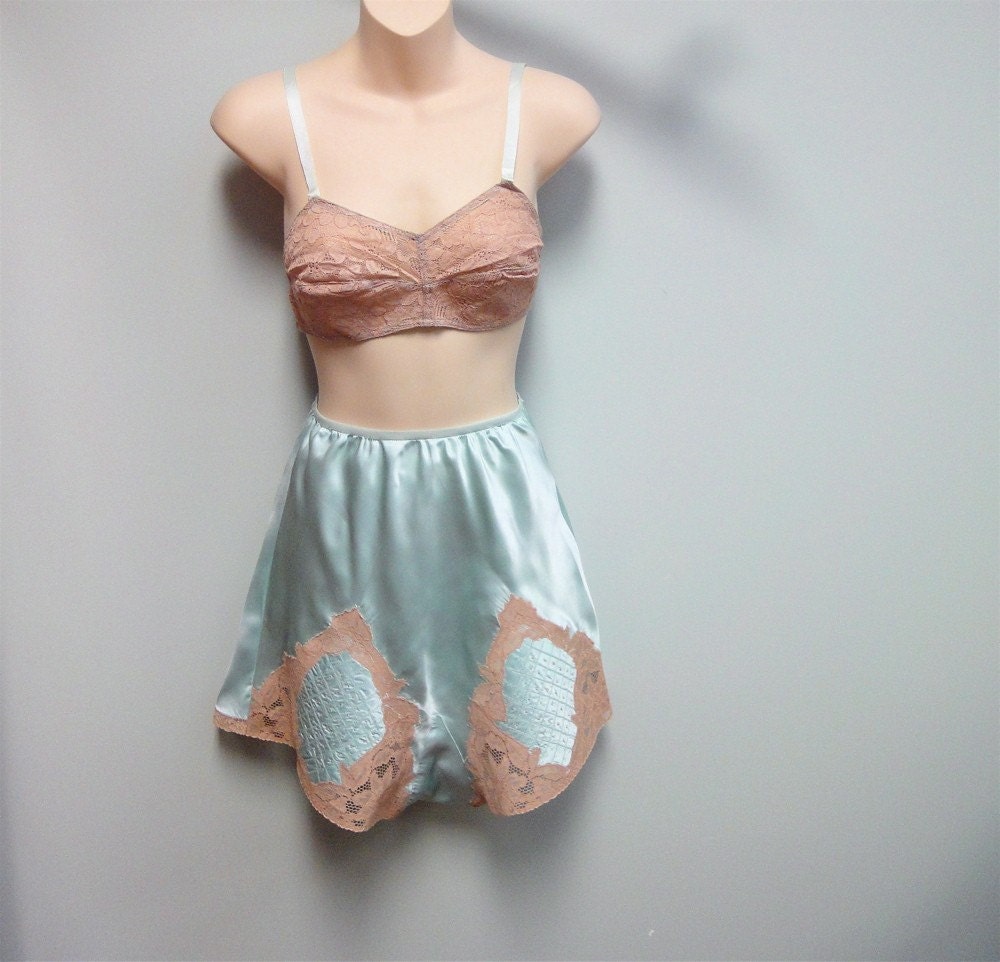 Antique 1930s Lace Bra, Tap Pant Set, Silk Satin, Knickers, Sky Blue, Rose Beige Lace, Bias Cut, Beautiful