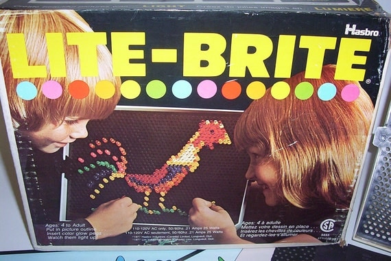 Vintage Hasbro Lite Brite Toy with 10 NEW refills and pegs