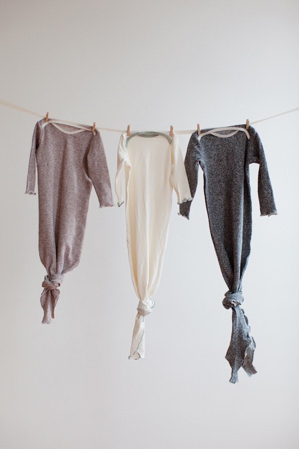 Knottie baby sleeper- Stone 3-6 months
