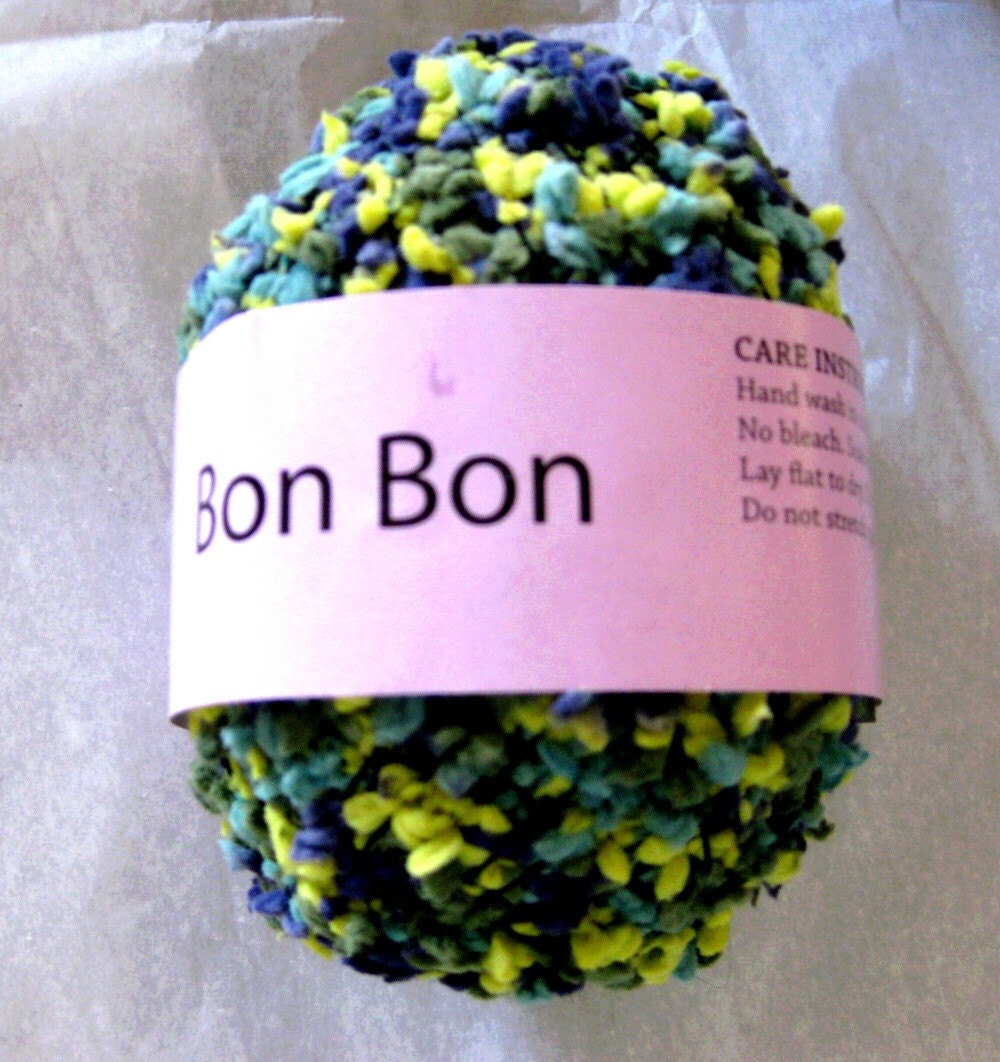 Flag  novelty yarn,  blues with yellow hearts on a strand, Bon Bon yarn