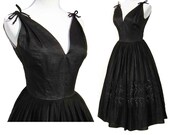 Vintage 50s Dress Rockabilly Black & Purple Lavender Cotton Eyelet  Lace Full Skirt Sundress Party S / M