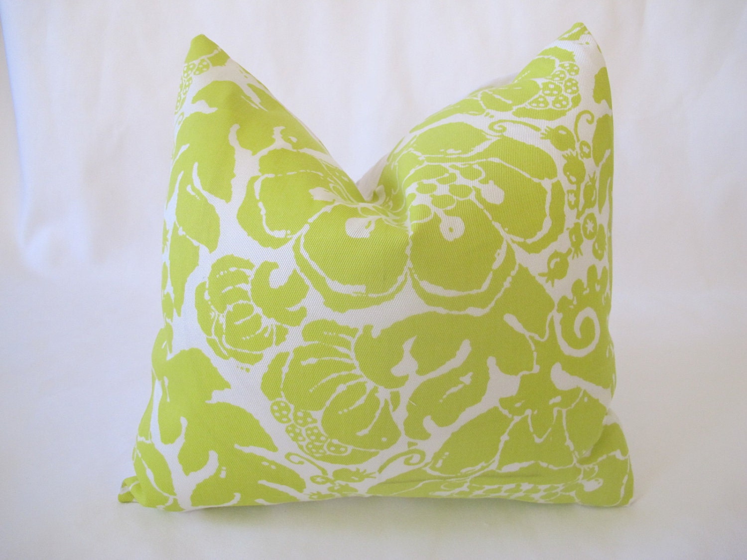 Free Us SHIPPING-New Arrival-Decorative Designer Pillow Cover-18 inch-Trina Turk Indoor/Outdoor Print In Sul Louis- Sulfur