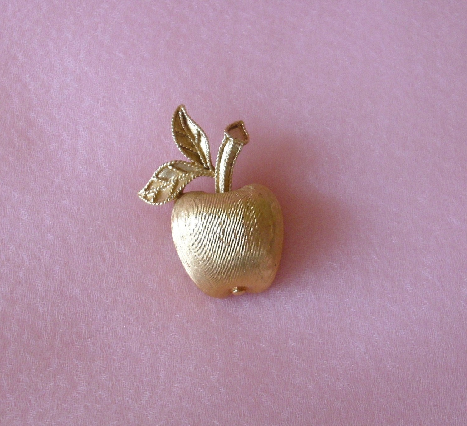 Vintage Small Golden Apple Pin Brooch