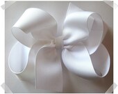 Large Loopy Style Grosgrain Hair Bow in Solid White