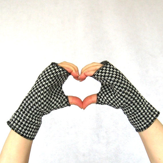 Sewing Pattern PDF Fast Fingerless Mitts Instant Download