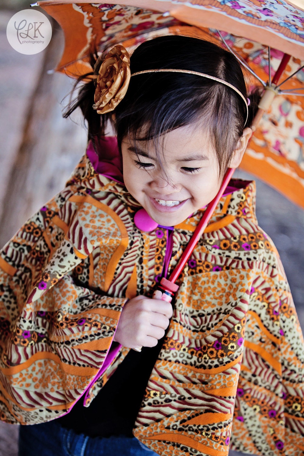 Girls Capelet / Poncho
