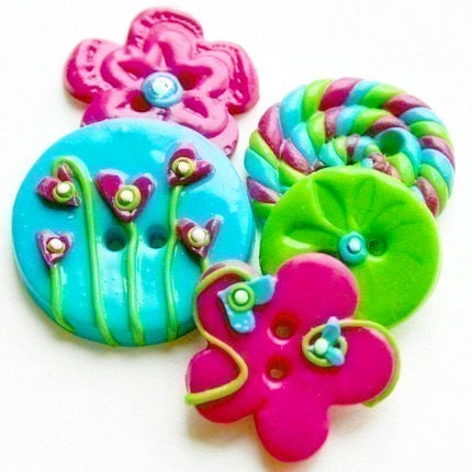 Posh Posies (handmade buttons set of 5)