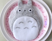 Totoro My Neighbour Big Cute Grey iPhone4/5 Camera Felt Case button closure Samsung S2