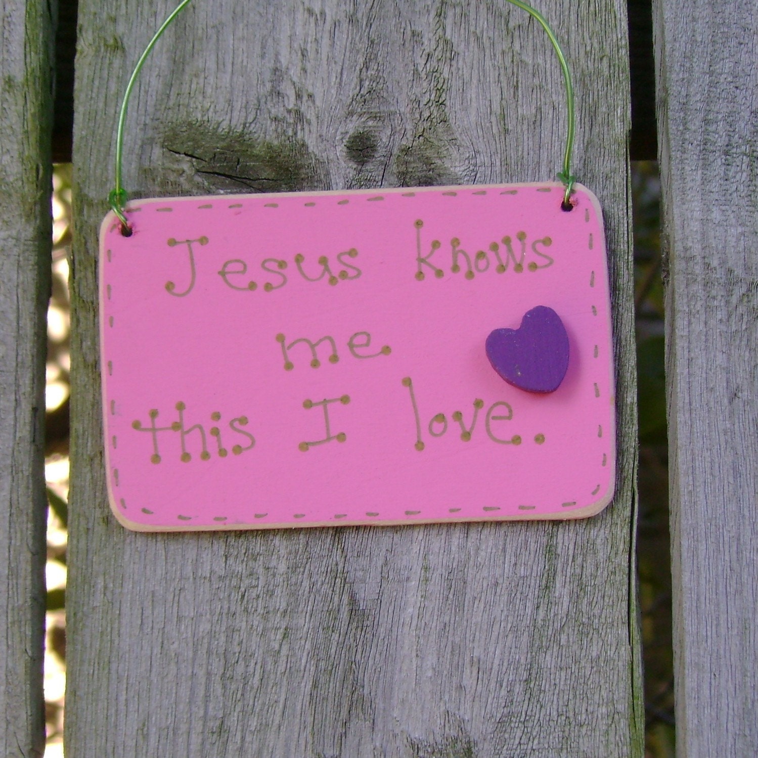 Jesus knows me Christian Sign